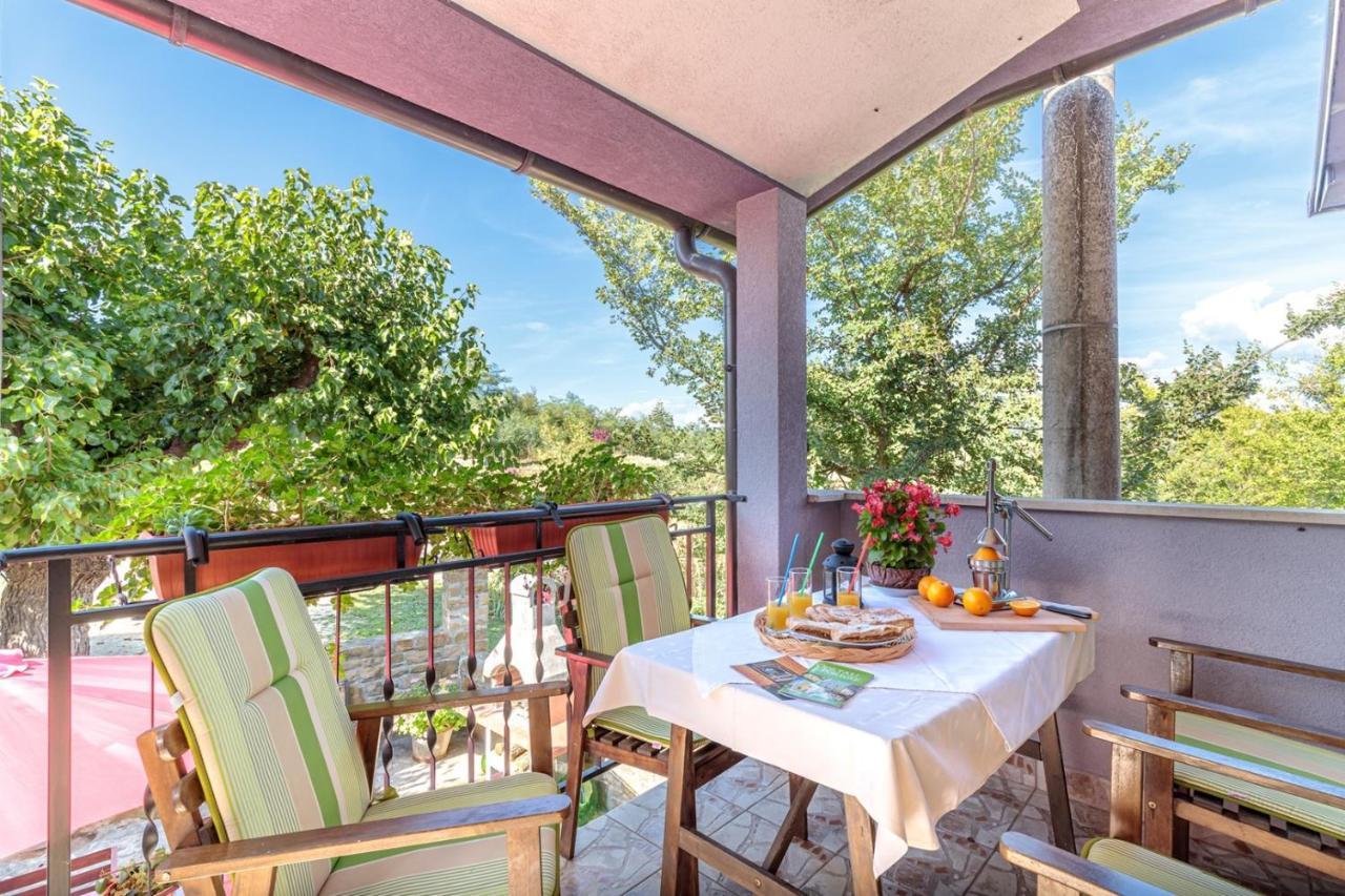 Apartments Sveti Leonard Oprtalj Экстерьер фото