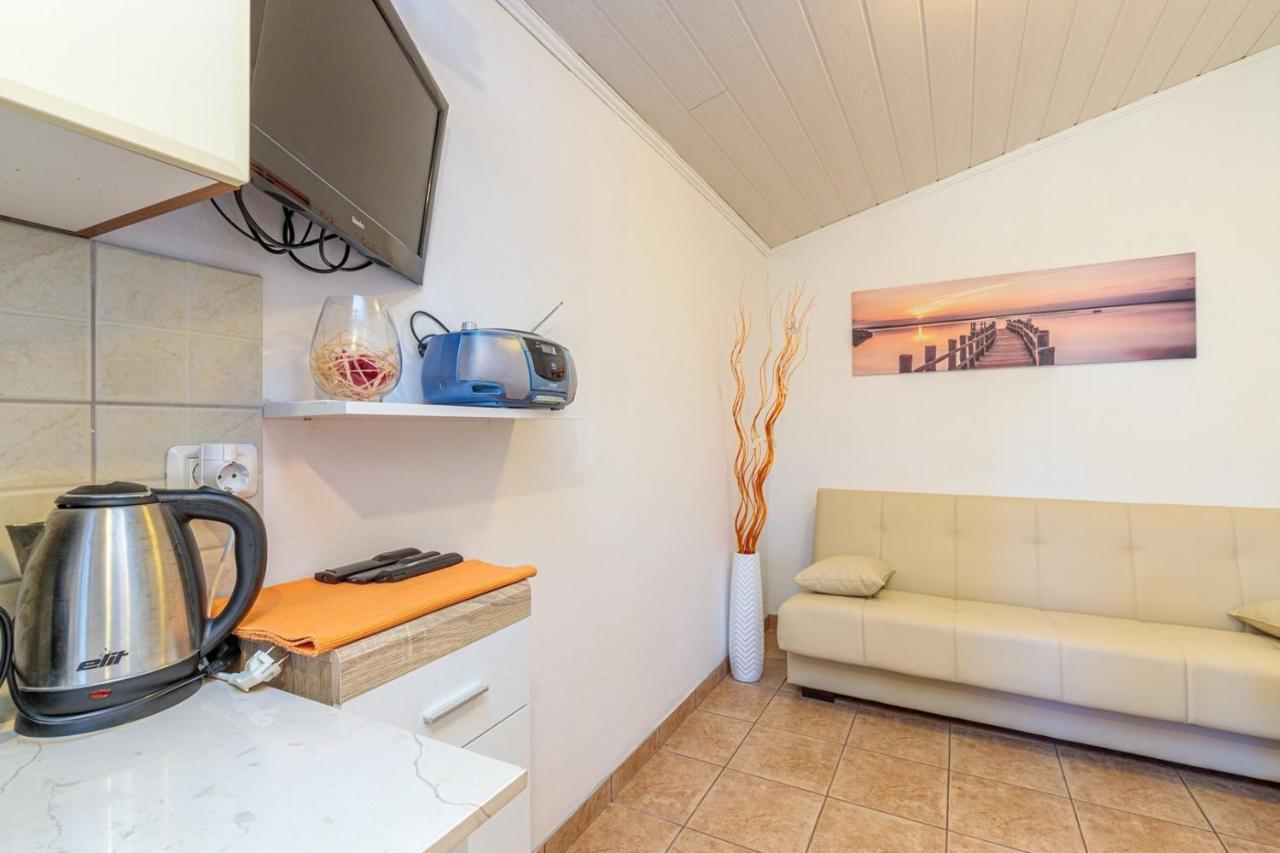 Apartments Sveti Leonard Oprtalj Экстерьер фото
