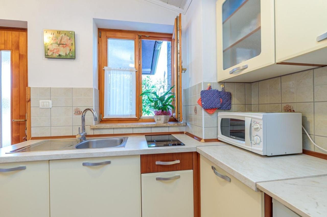 Apartments Sveti Leonard Oprtalj Экстерьер фото